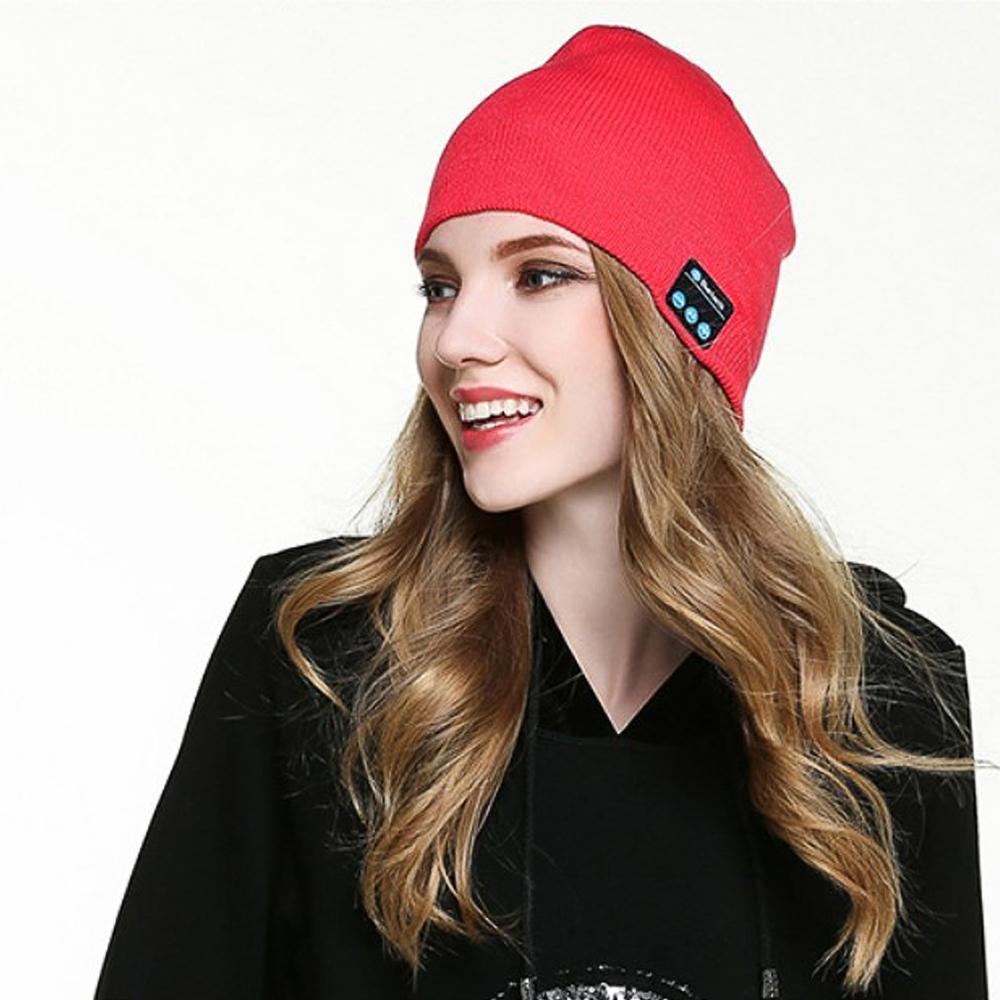 Warm knitted hat with 4.2 Bluetooth