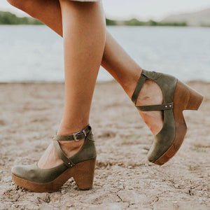 Buckle cross strap high heel sandals