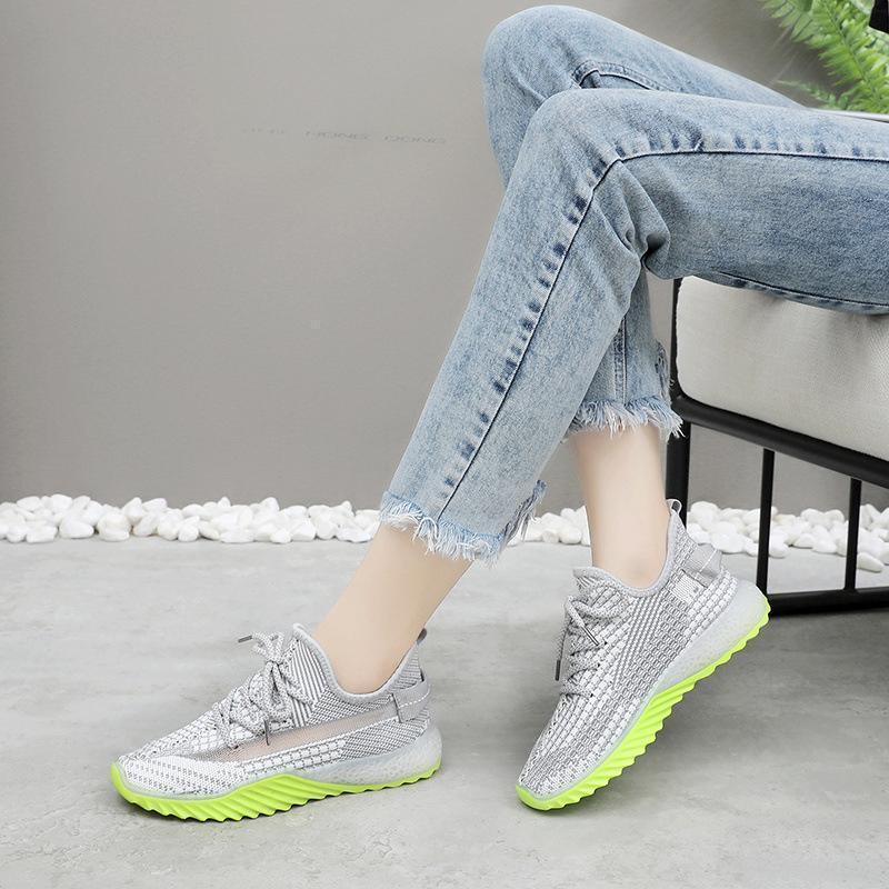 Net Surface Breathable Lace-Up Yeezy Sneakers